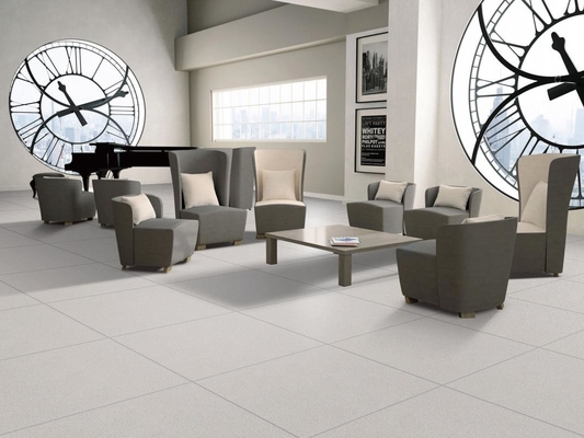 ซื้อ กระเบื้องผนังภายในทนทานการสวมใส่ 60x60cm กระเบื้องดินสีเทาอ่อน กระเบื้องครบร่างกายสําหรับห้องนั่งเล่น การผลิตออนไลน์