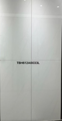 ทนทานการสวมใส่ กระเบื้องเซรามิก Carrara กระเบื้องกระจกกระจก
