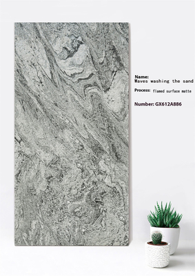 60x120cm ด้านผิวที่เผาไหม้ ผนังผ้าม่านสีเทาแมท กระเบื้องหนาสําหรับระเบียง ISO9001 ทนกรด