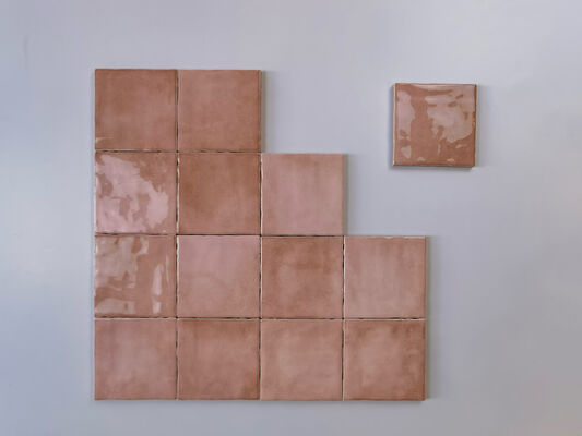 กระเบื้องผนังเซรามิก 10x10cm ทนทานการสวมใส่สีฟ้า สําหรับครัวและห้องน้ํา