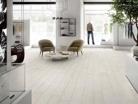 15x90cm Porcelain Wood Effect กระเบื้องกลางแจ้ง 9.5mm SGS Commercial Bathroom Tiles