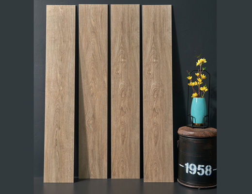 1000SQM 9.5mm ความหนากระเบื้องเคลือบเซรามิค 250x1500mm Wood Effect Porcelain